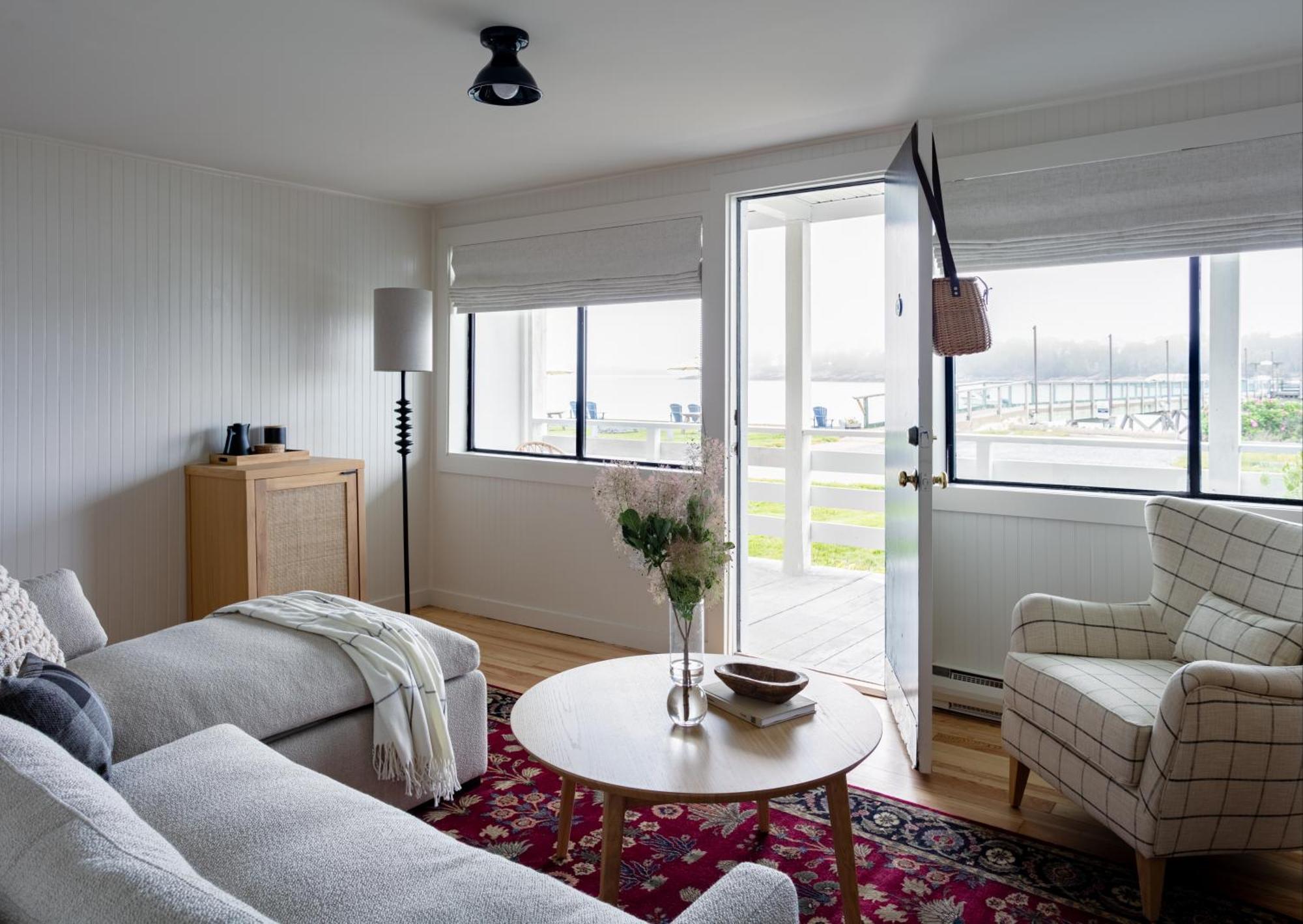 Bluebird Ocean Point Inn Eksteriør billede