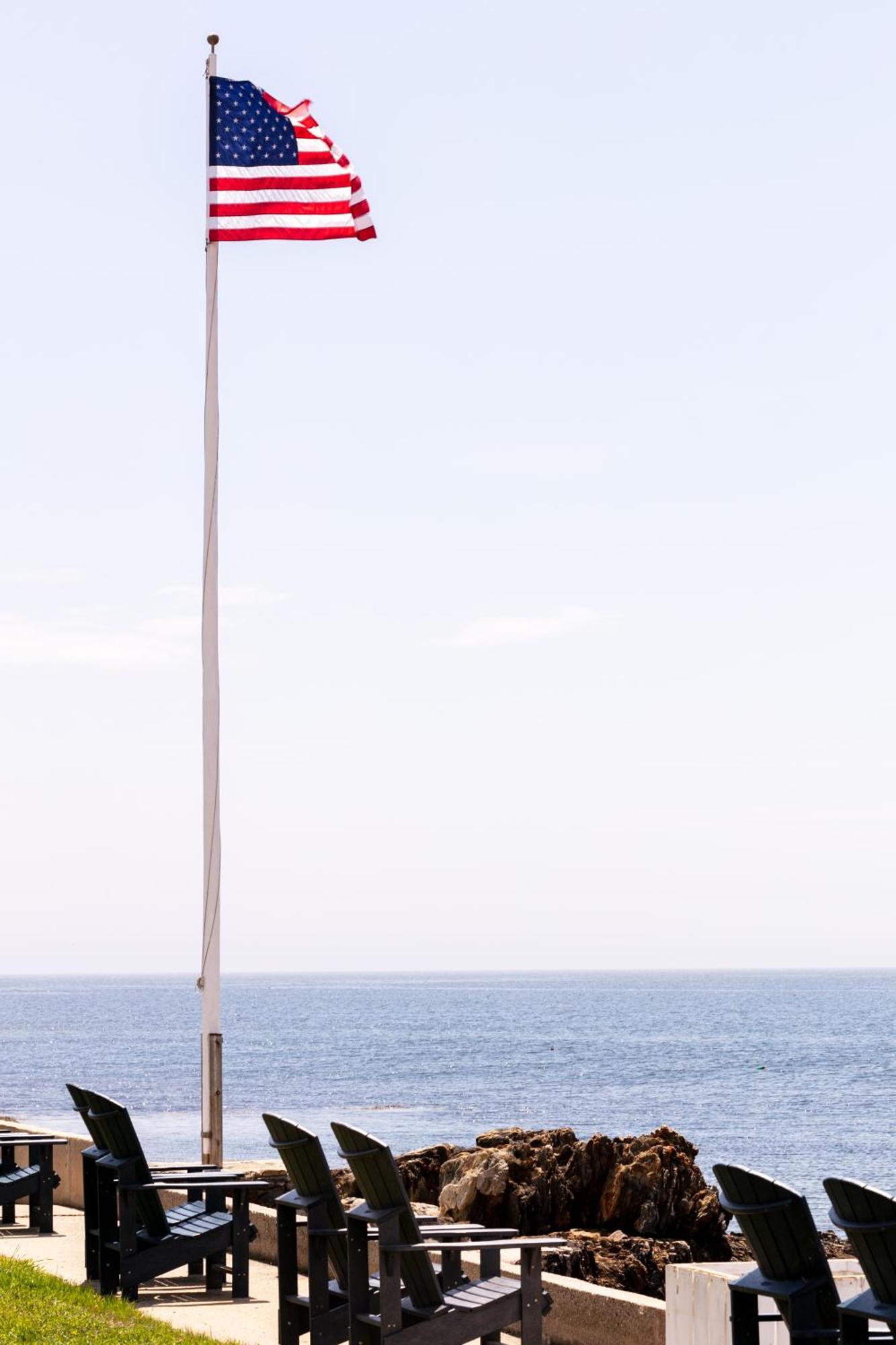 Bluebird Ocean Point Inn Eksteriør billede